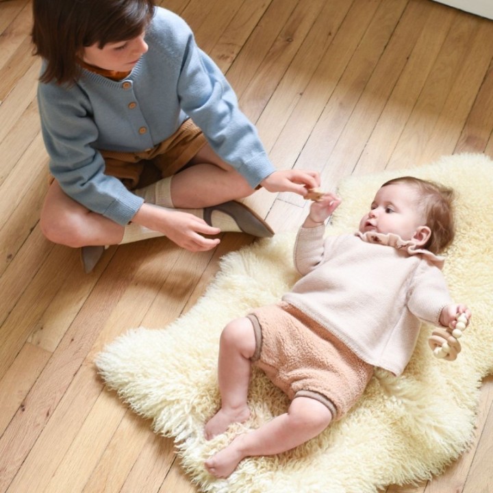 Cesar beige bloomer in wool knit revertible sherpa - baby
