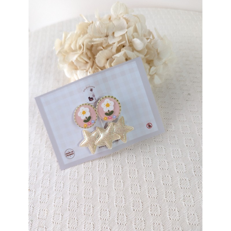 Duo de barrettes fleurs et...